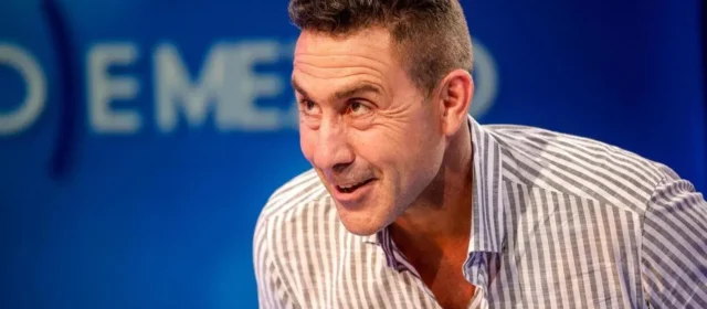 Roberto Vannacci durante un dibattito in tv