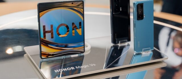 HONOR Magic V6 smartphone foldable