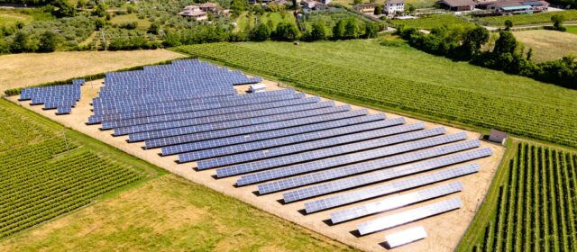 Progetti rinnovabili in Italia bloccati