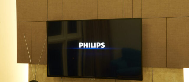 Philips Hue Play Gradient Strip Light Pro