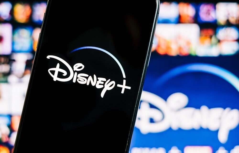 Logo Disney e TikTok