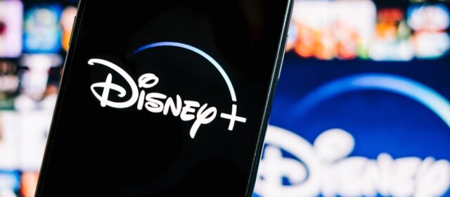 Logo Disney e TikTok