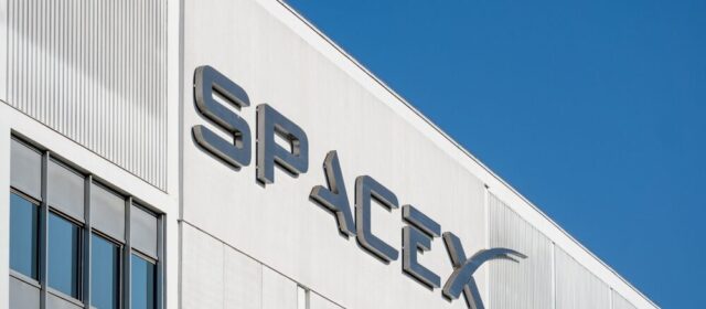 Elon Musk annuncia donazione di azioni SpaceX