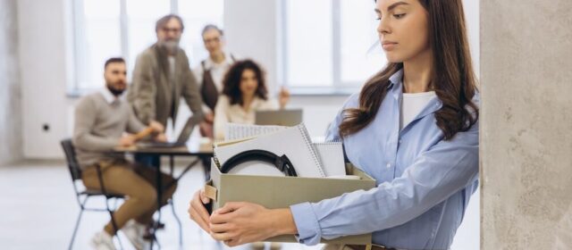 Immagine rappresentativa dei licenziamenti KPMG